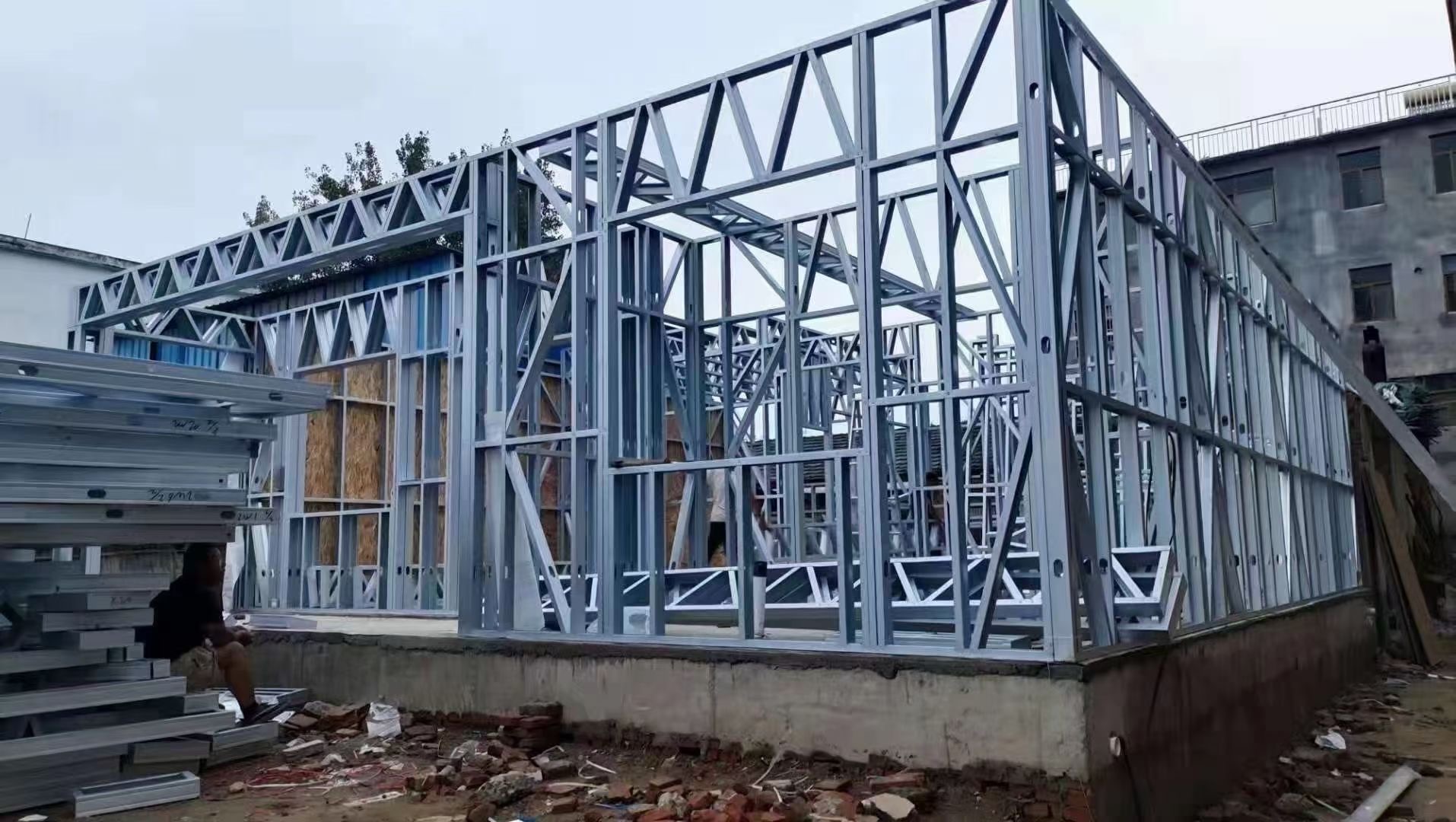 滬塔螺絲湖南施工現場